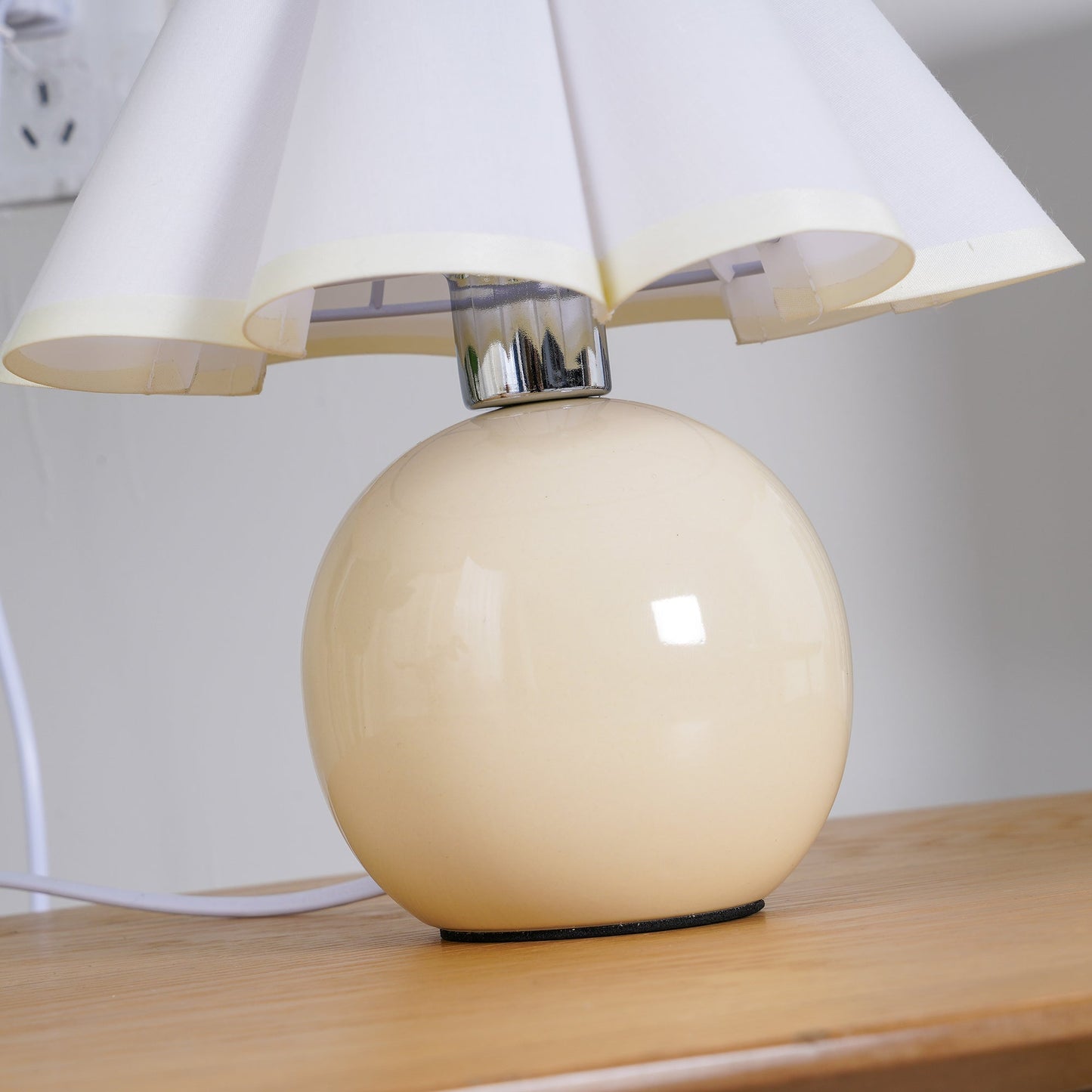 Pleated Table Lamp | White Ceramic & Linen Shade | 28cm Diameter