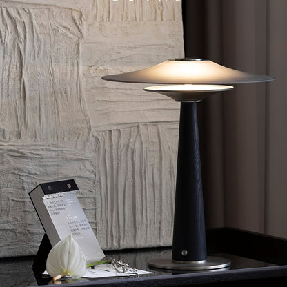 Kizu Peak Table Lamp | Minimalist Design | Black, Nickel