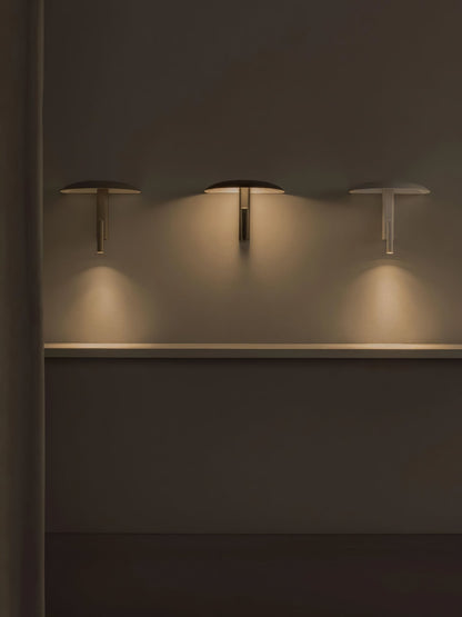 Konoha Wall Lamp | Metal | White, Black, Red