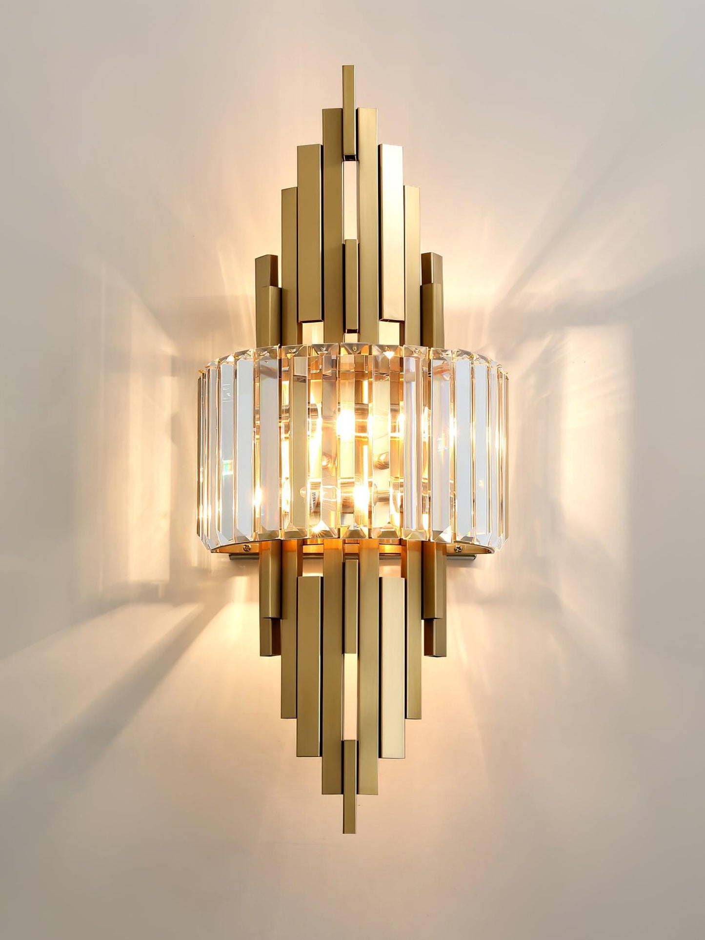 Kubica Crystal Wall Lamp | Stainless Steel & Crystal Glass | Gold