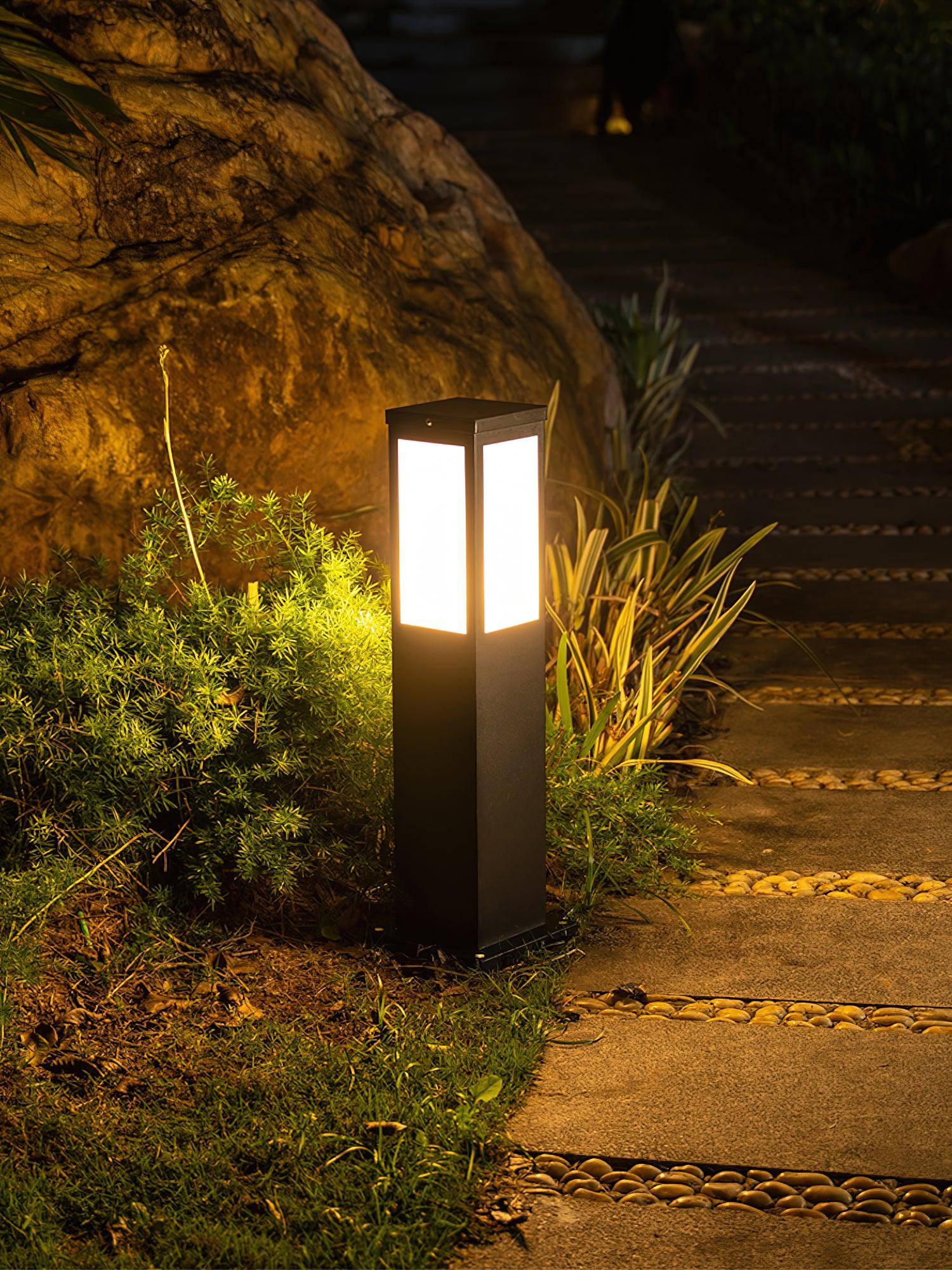 Kuzco Bollard Outdoor Light | Aluminum | Black