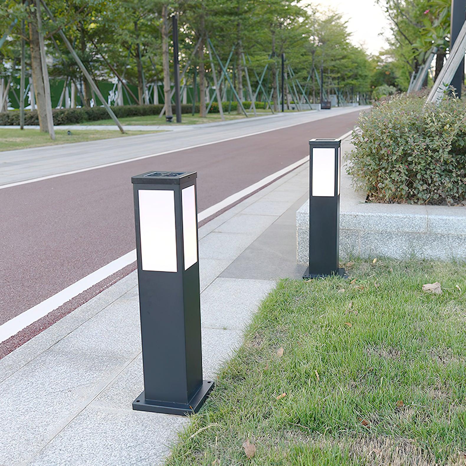 Kuzco Bollard Outdoor Light | Aluminum | Black