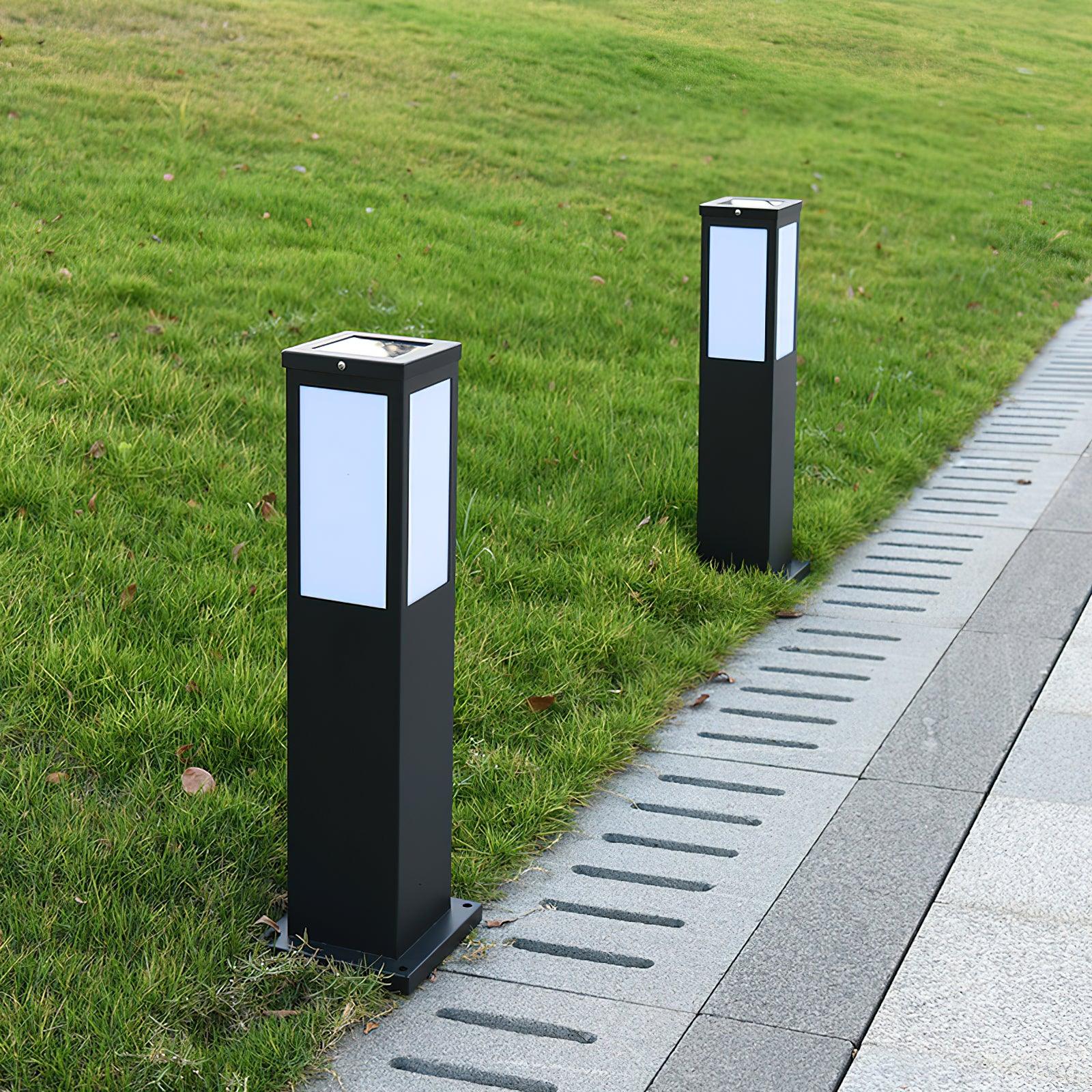 Kuzco Bollard Outdoor Light | Aluminum | Black