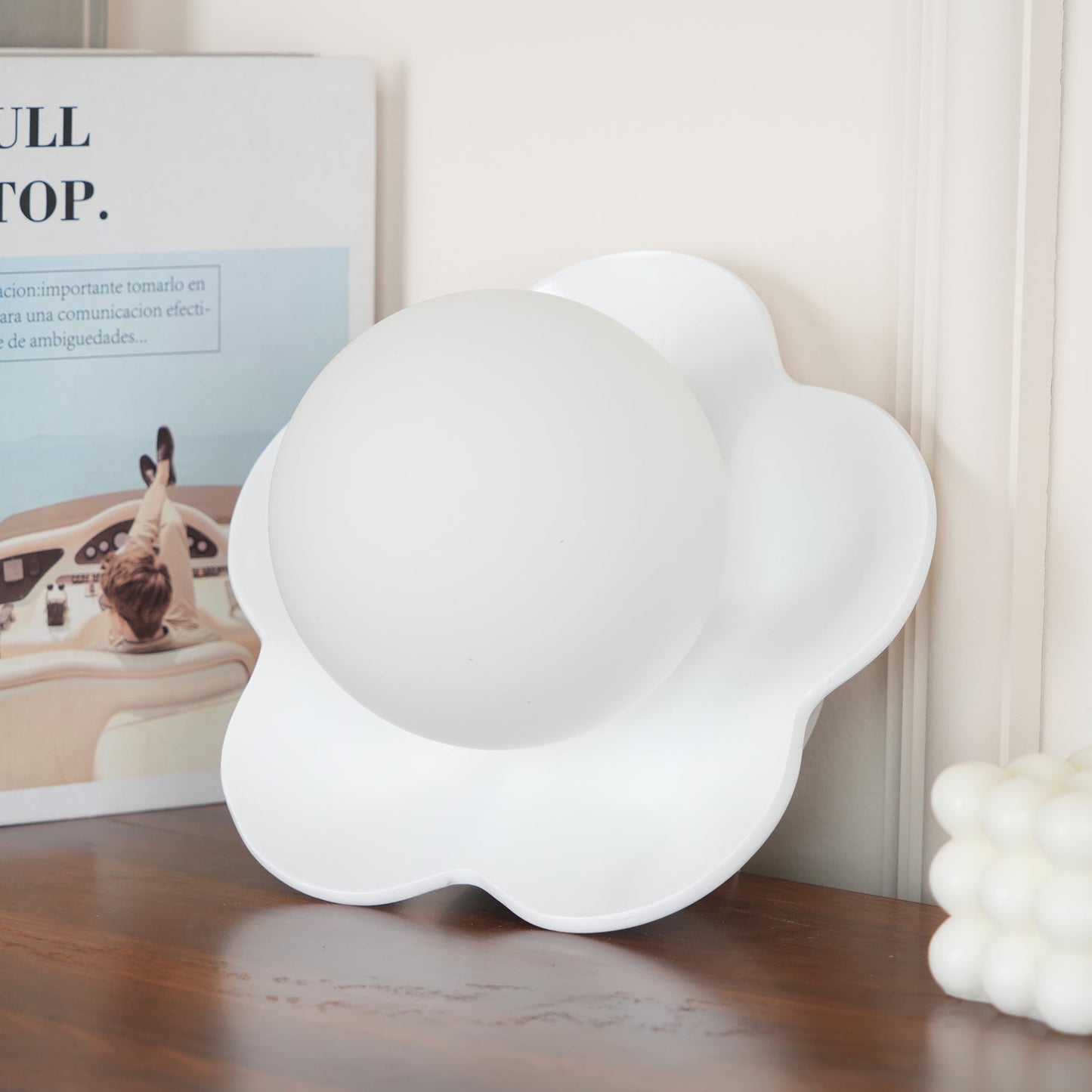 La Fleur Wall Lamp | Resin & Glass | White, Purple, Yellow