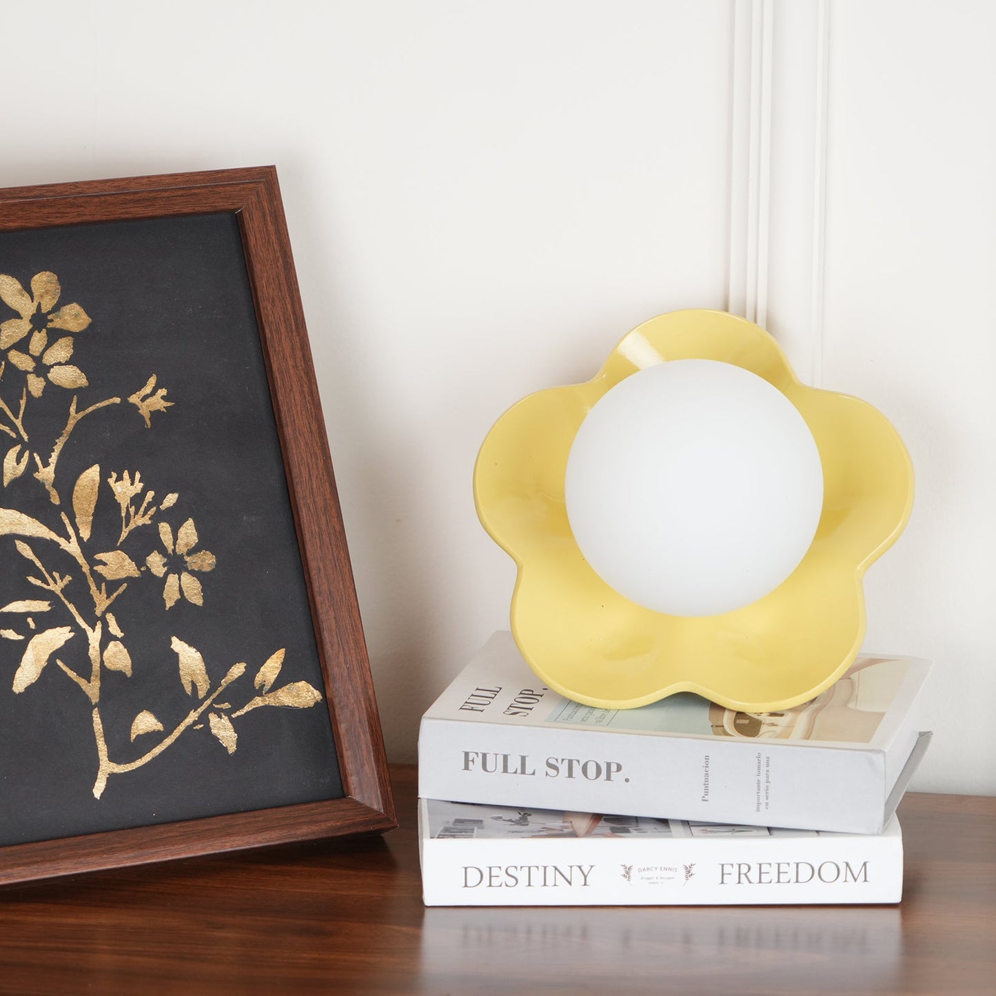 La Fleur Wall Lamp | Resin & Glass | White, Purple, Yellow
