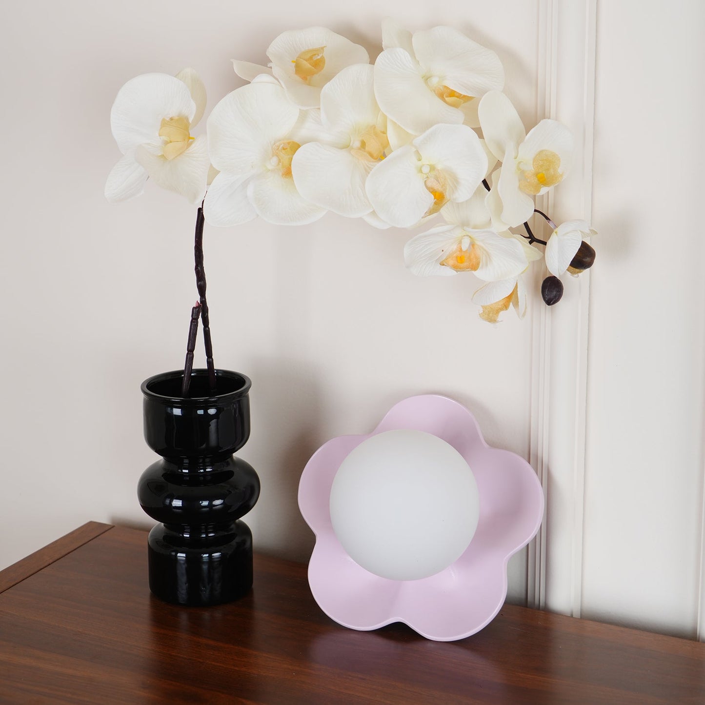 La Fleur Wall Lamp | Resin & Glass | White, Purple, Yellow