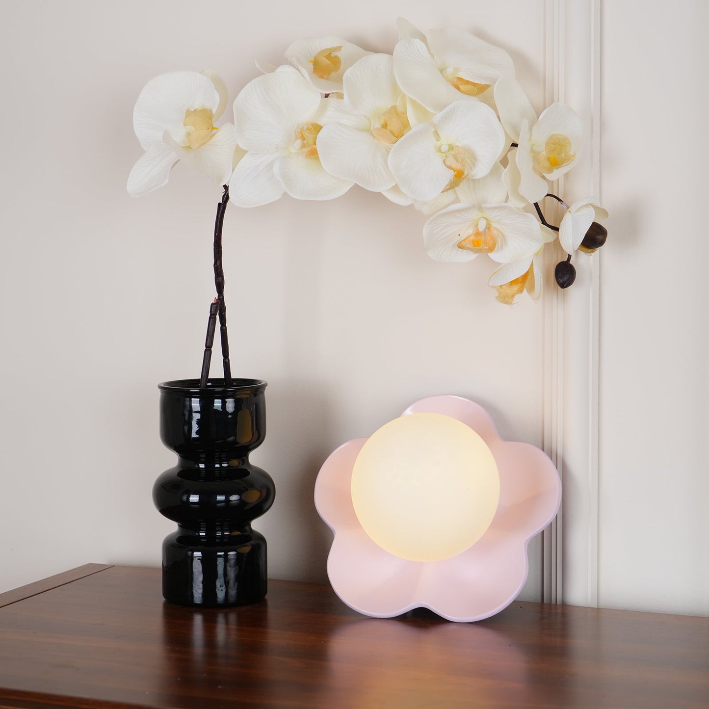 La Fleur Wall Lamp | Resin & Glass | White, Purple, Yellow