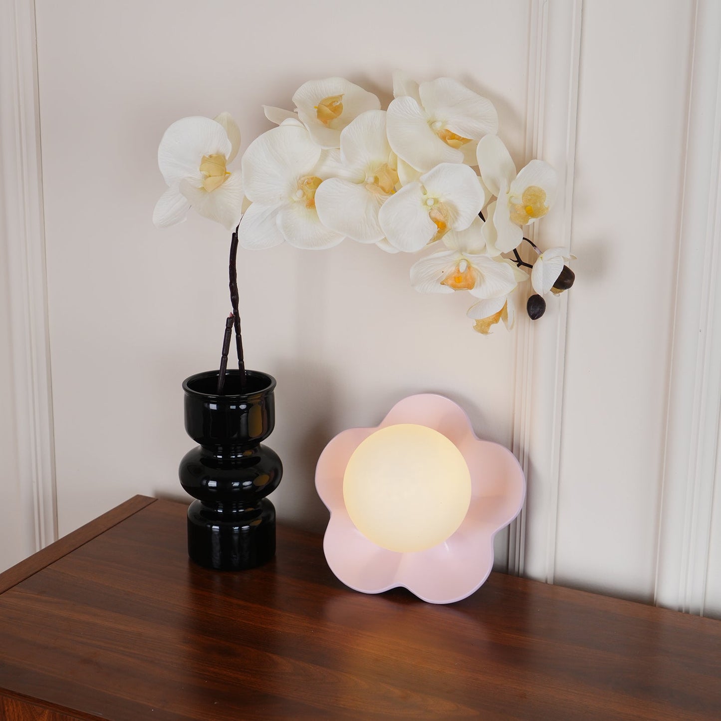 La Fleur Wall Lamp | Resin & Glass | White, Purple, Yellow