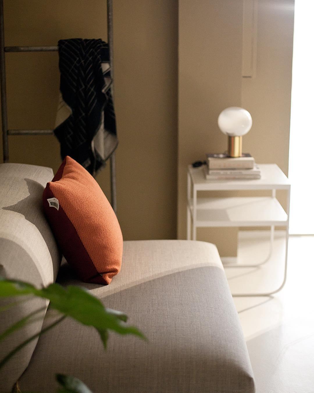 Laguna Table Lamp | Hand-Blown Glass & Aluminum | Gold Finish