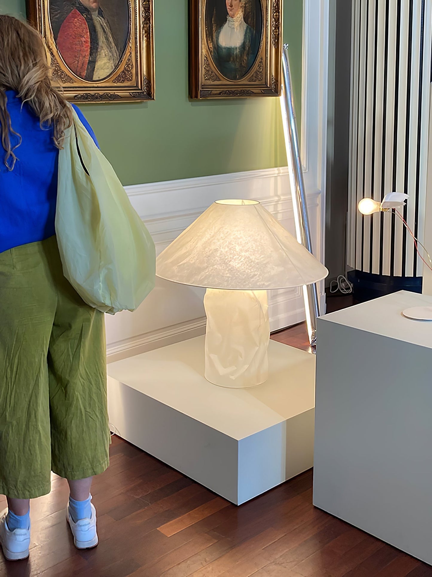 Crinkle Paper Table Lamp | White Metal & Dupont Paper | 50cm/75cm
