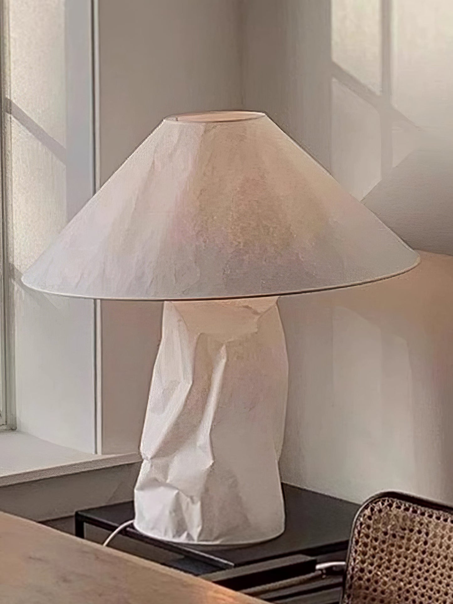 Crinkle Paper Table Lamp | White Metal & Dupont Paper | 50cm/75cm