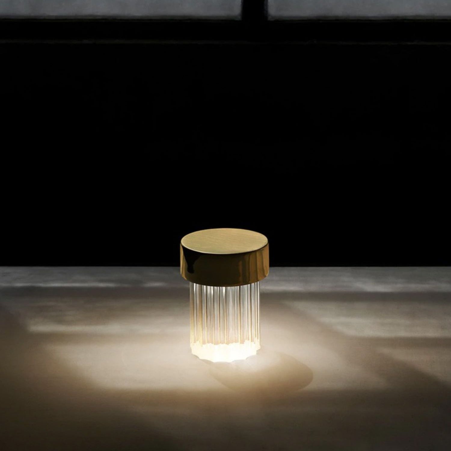Portable Table Lamp | Rechargeable Glass Base | Touch Dimming, 4000mAh Battery