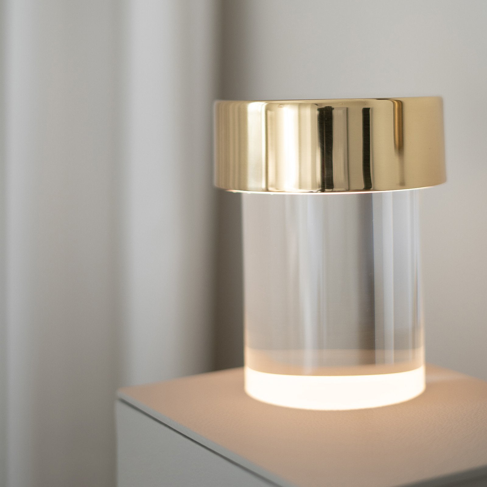 Portable Table Lamp | Rechargeable Glass Base | Touch Dimming, 4000mAh Battery