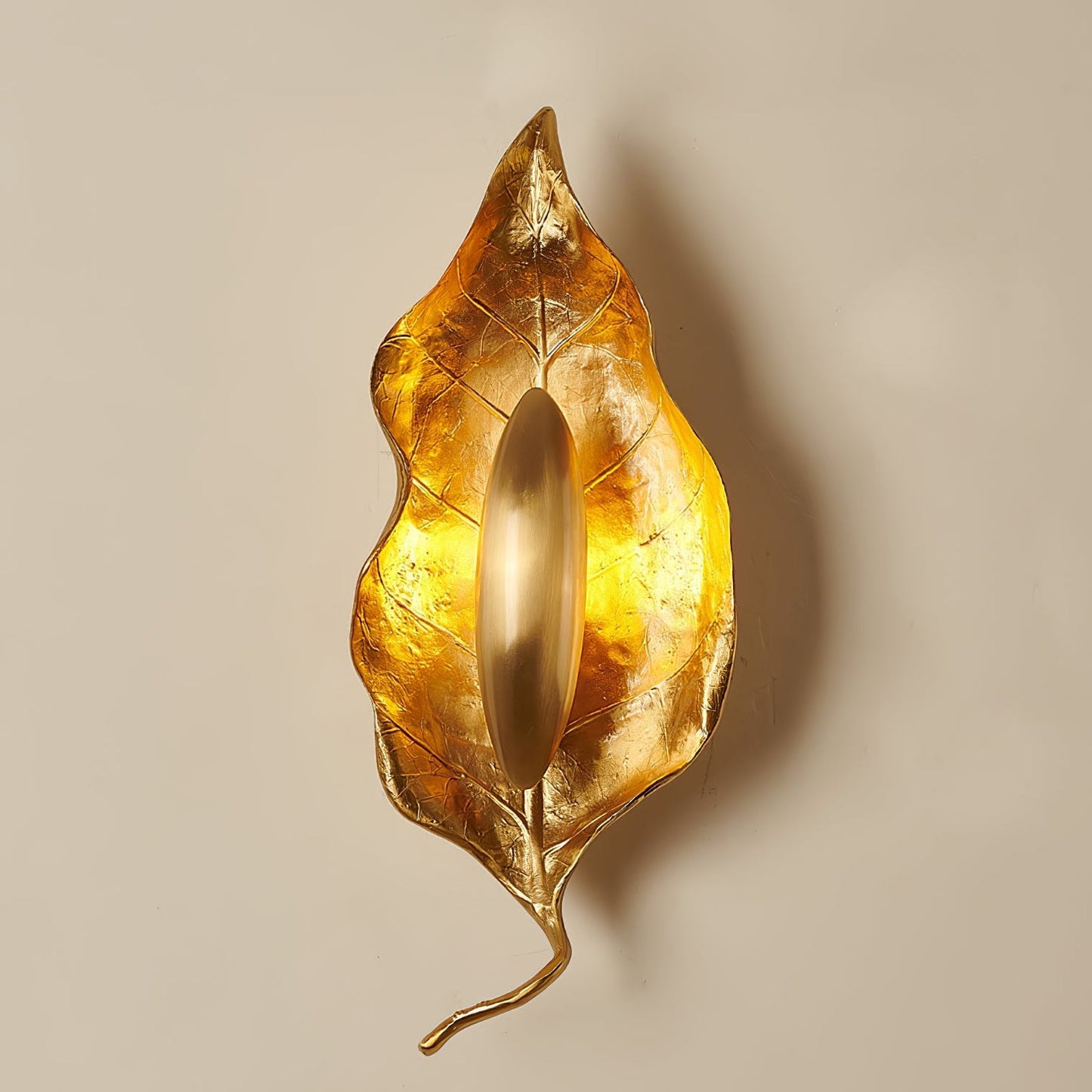 Leaf Brass Wall Lamp | Brass & Iron | Indoor Lighting