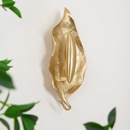 Leaf Brass Wall Lamp | Brass & Iron | Indoor Lighting