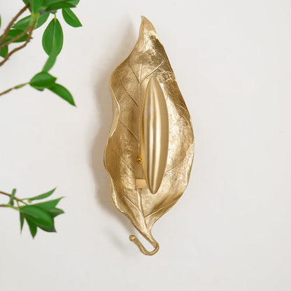 Leaf Brass Wall Lamp | Brass & Iron | Indoor Lighting