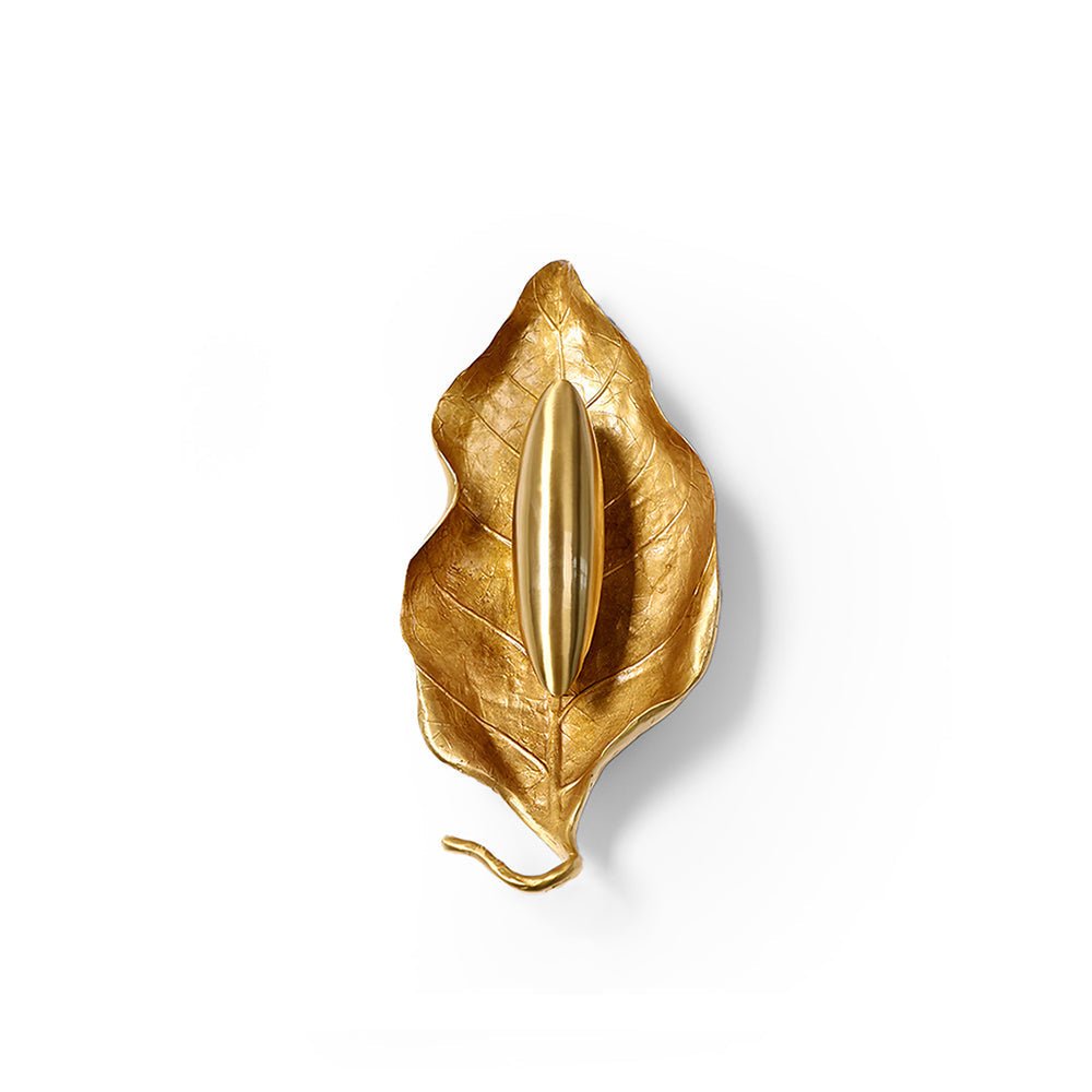 Leaf Brass Wall Lamp | Brass & Iron | Indoor Lighting