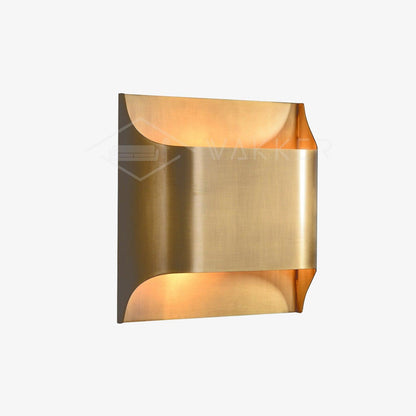 Brass Wall Lamp | Shiny Oil Varnish Finish | 25cm Diameter