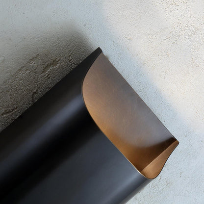 Brass Wall Lamp | Shiny Oil Varnish Finish | 25cm Diameter