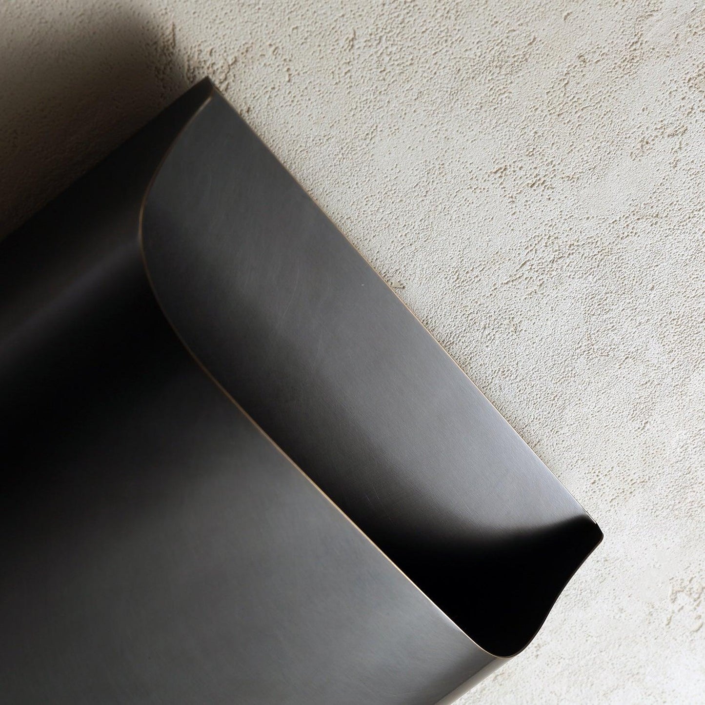 Brass Wall Lamp | Shiny Oil Varnish Finish | 25cm Diameter