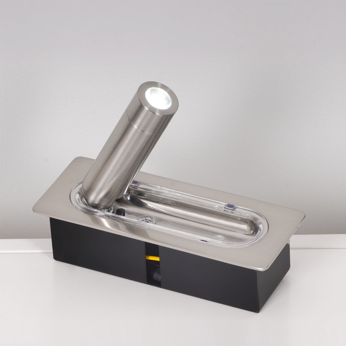 OmniLux Reading Lamp | Ergonomic 360º Rotation | Matte Black, White, Aluminum, Copper