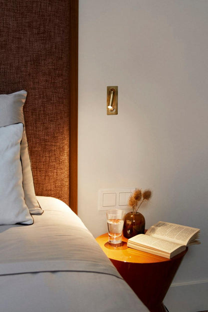 OmniLux Reading Lamp | Ergonomic 360º Rotation | Matte Black, White, Aluminum, Copper