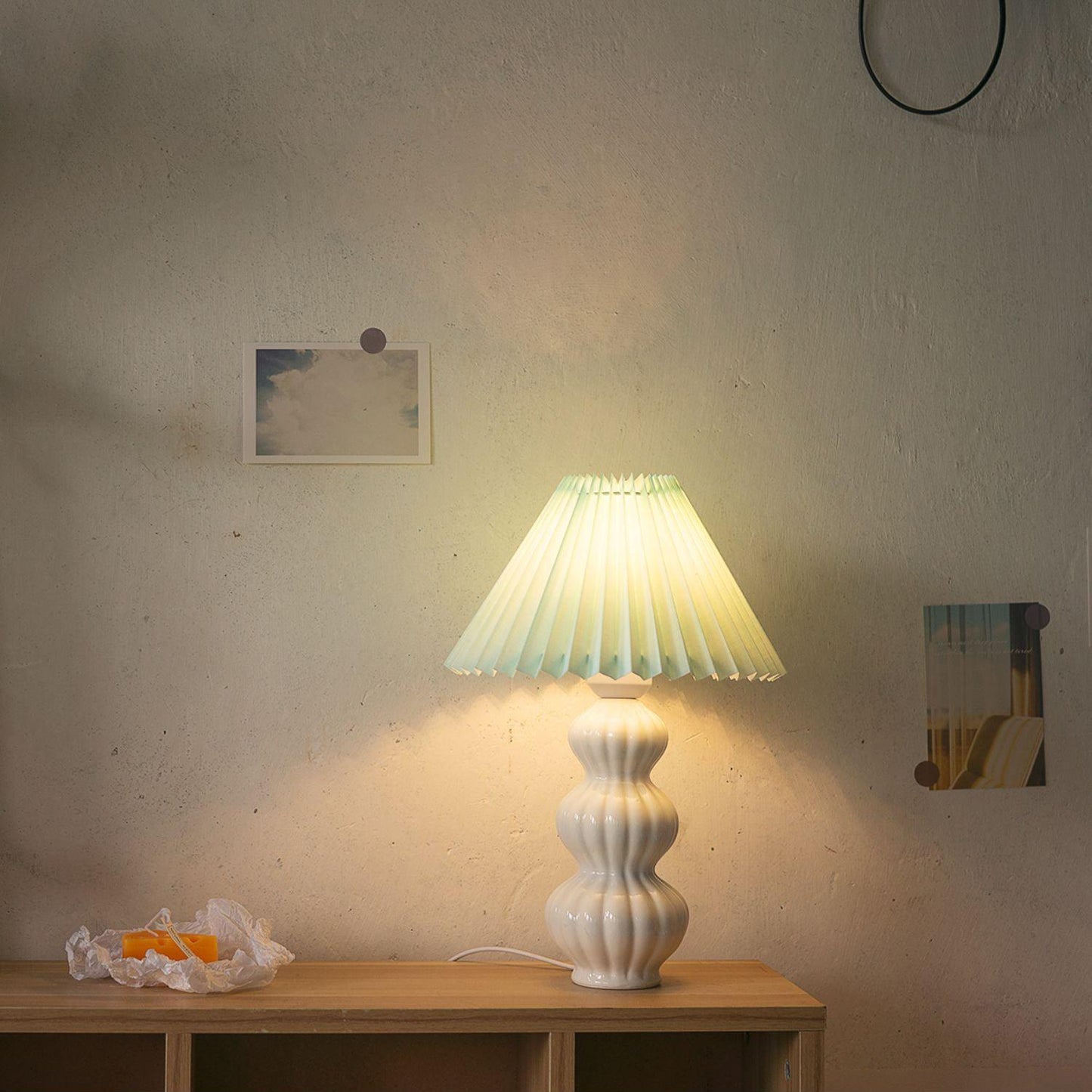 Leo Table Lamp | Ceramic | White