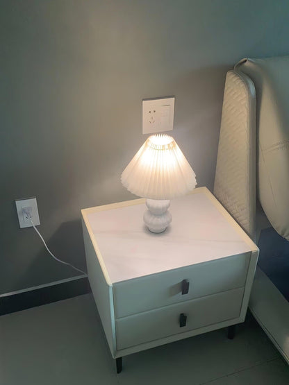 Leo Table Lamp | Ceramic | White