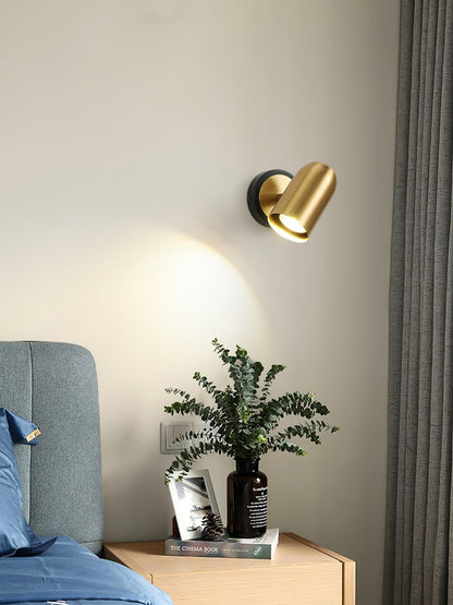 Leonardo Wall Lamp | Gold Finish | Iron Metal