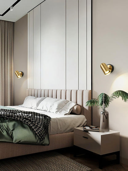Leonardo Wall Lamp | Gold Finish | Iron Metal