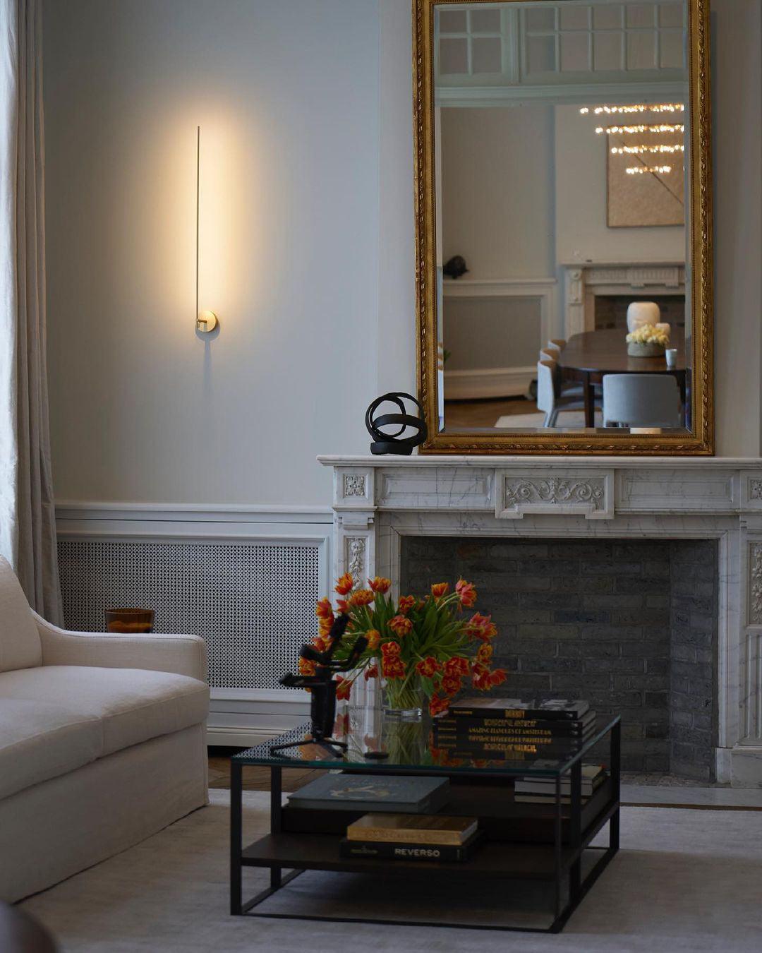 Light Stick Wall Sconce | LED | Gold