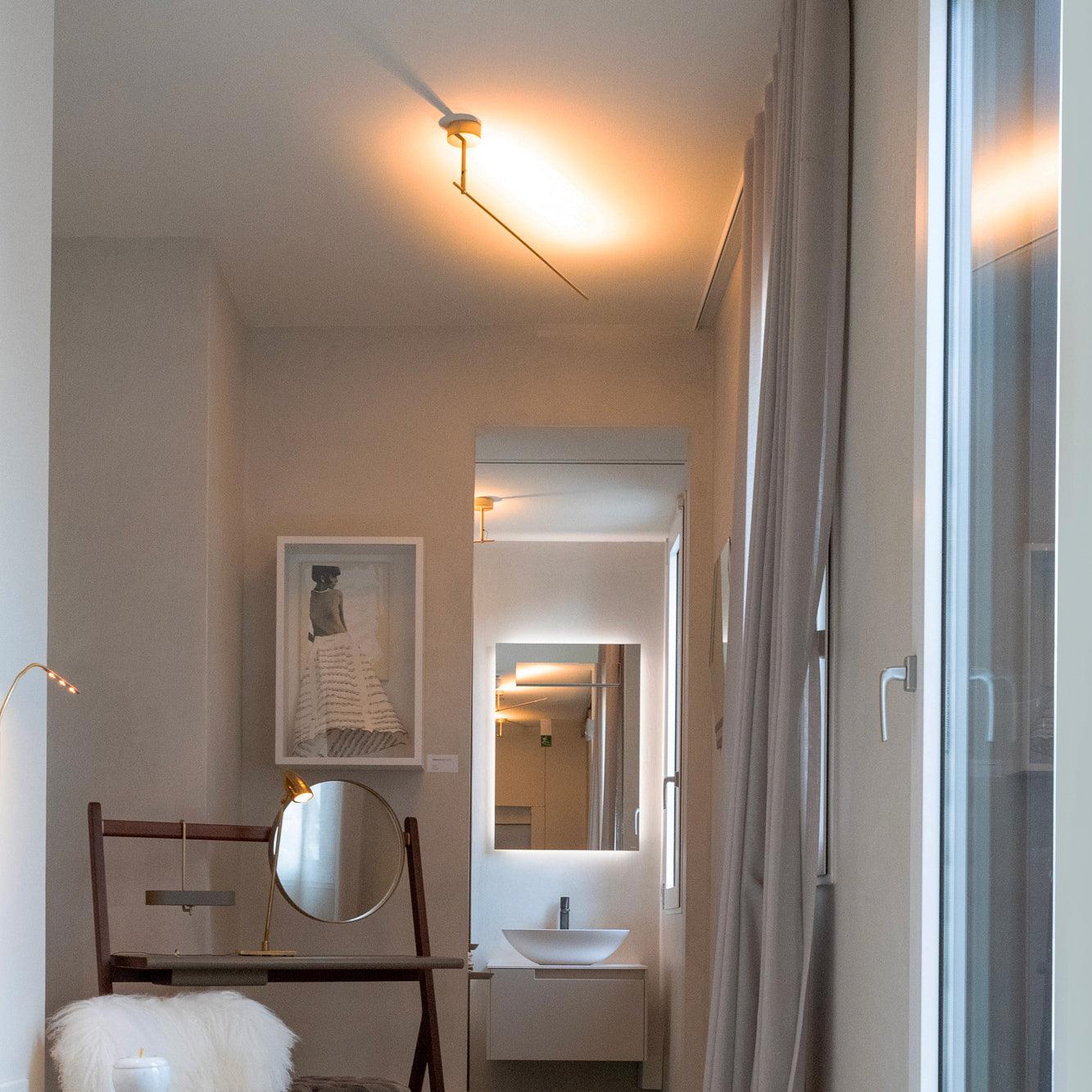 Light Stick Wall Sconce | LED | Gold