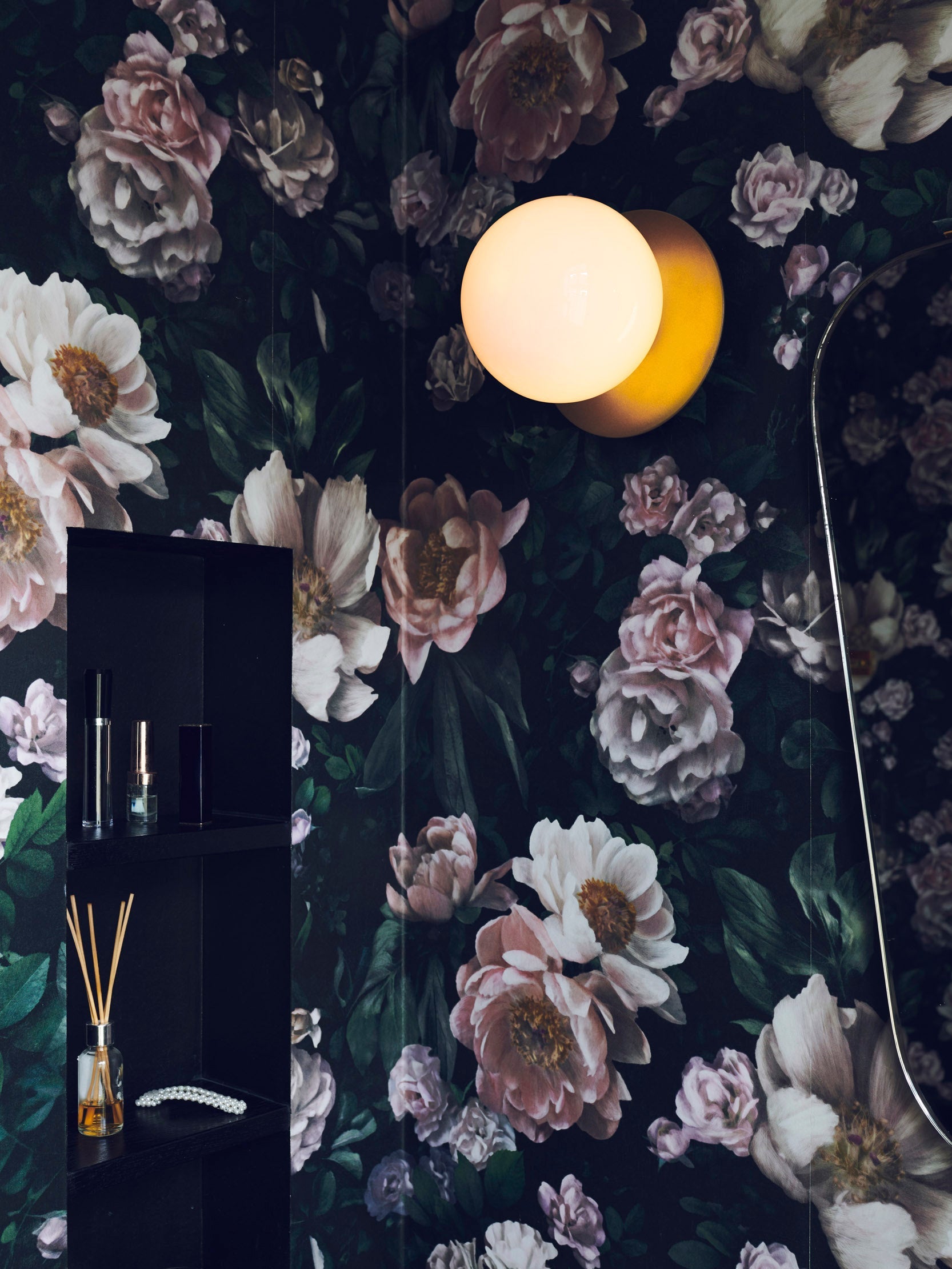 Celeste Wall Lamp | Metal, Brass, Glass | Black, White, Clear