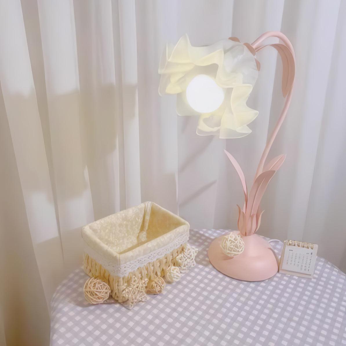Lily of the Valley Table Lamp | Gold-Tone Metal & Glass | 30cm Diameter