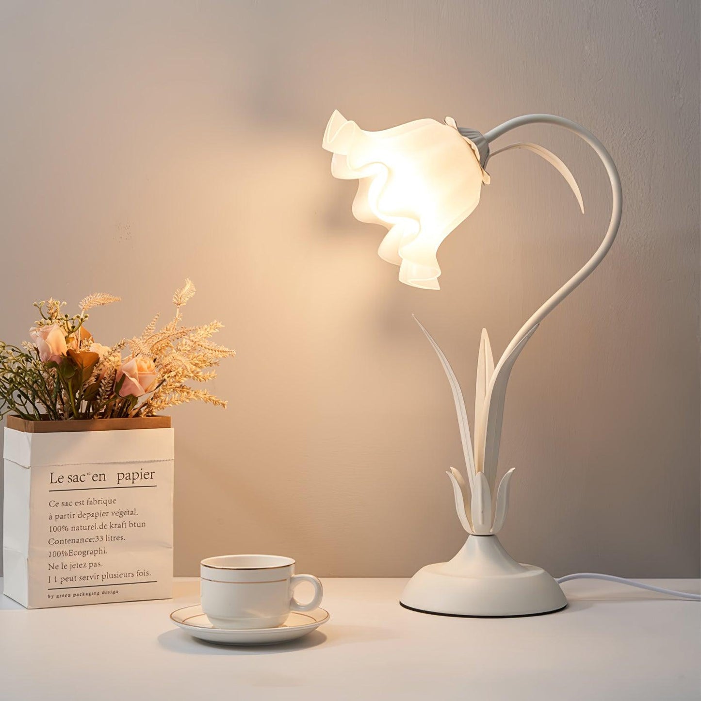 Lily of the Valley Table Lamp | Gold-Tone Metal & Glass | 30cm Diameter