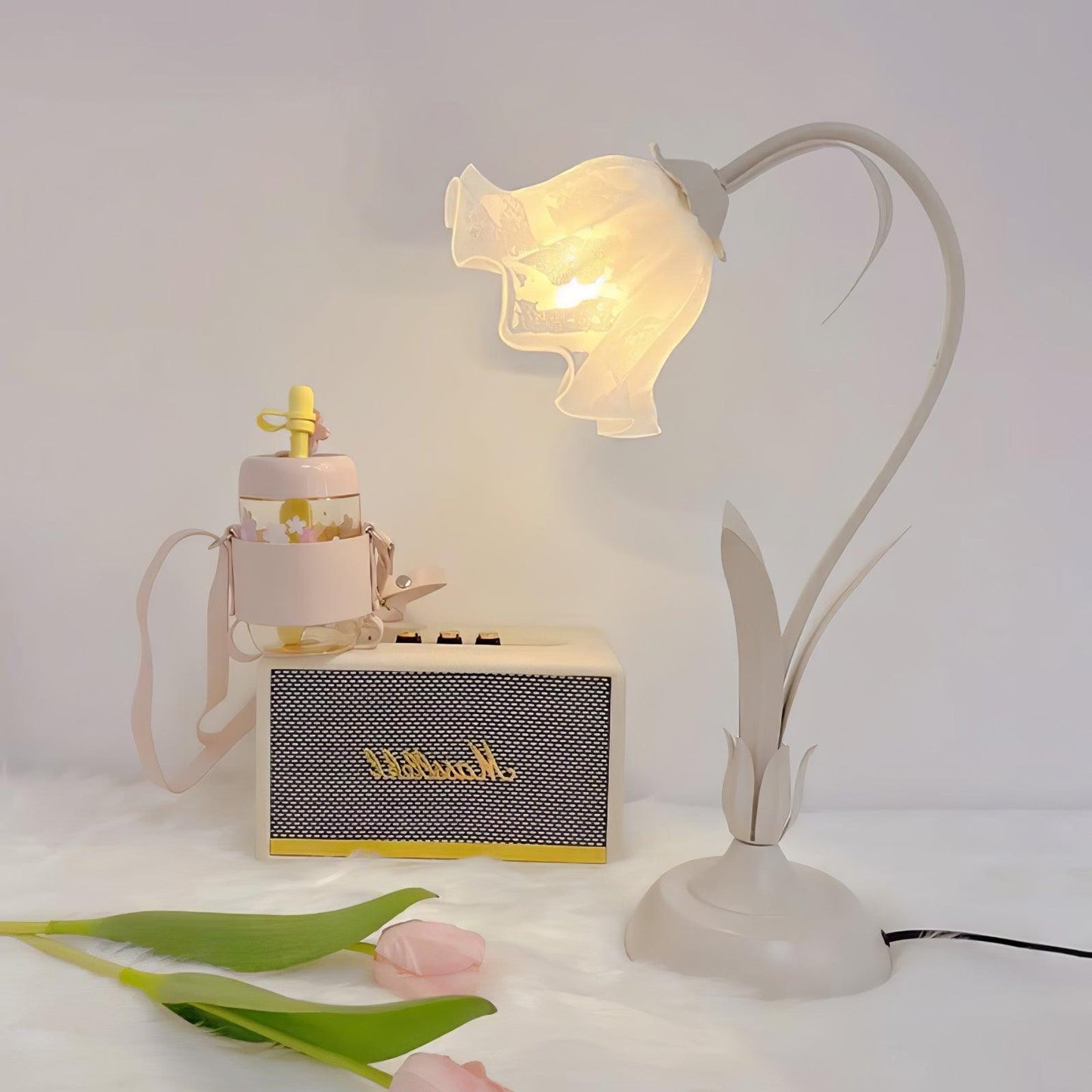 Lily of the Valley Table Lamp | Gold-Tone Metal & Glass | 30cm Diameter