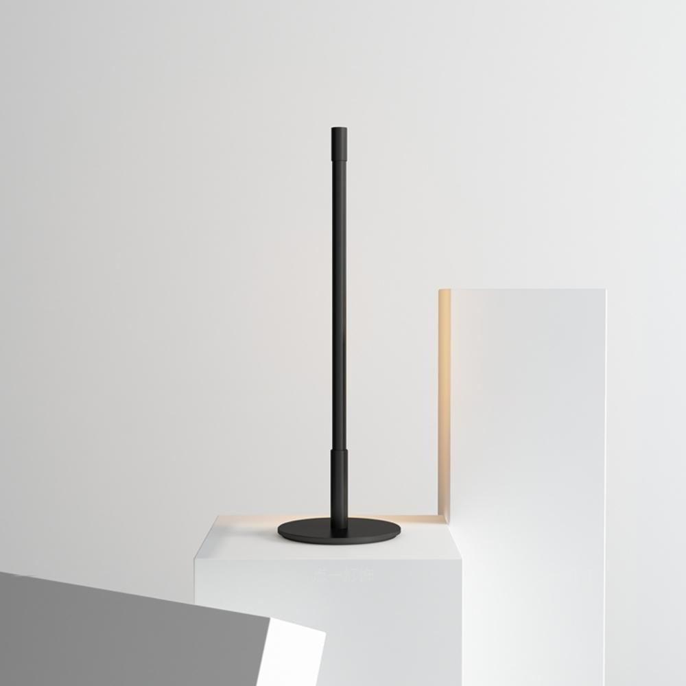 Linear LED Table Lamp | Metal, Aluminum, Acrylic | Black