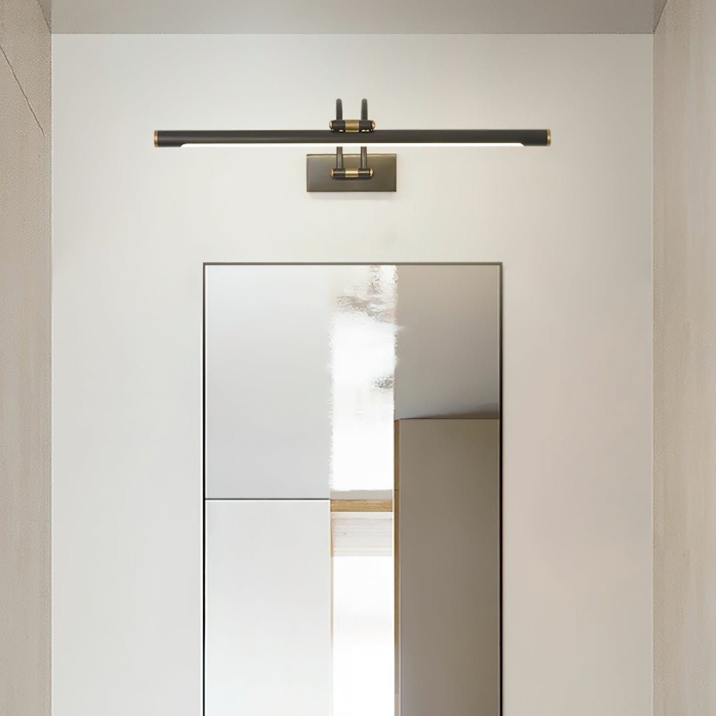 Linear Vanity Wall Light | Brass & Metal | Dimmable, 4 Sizes Available