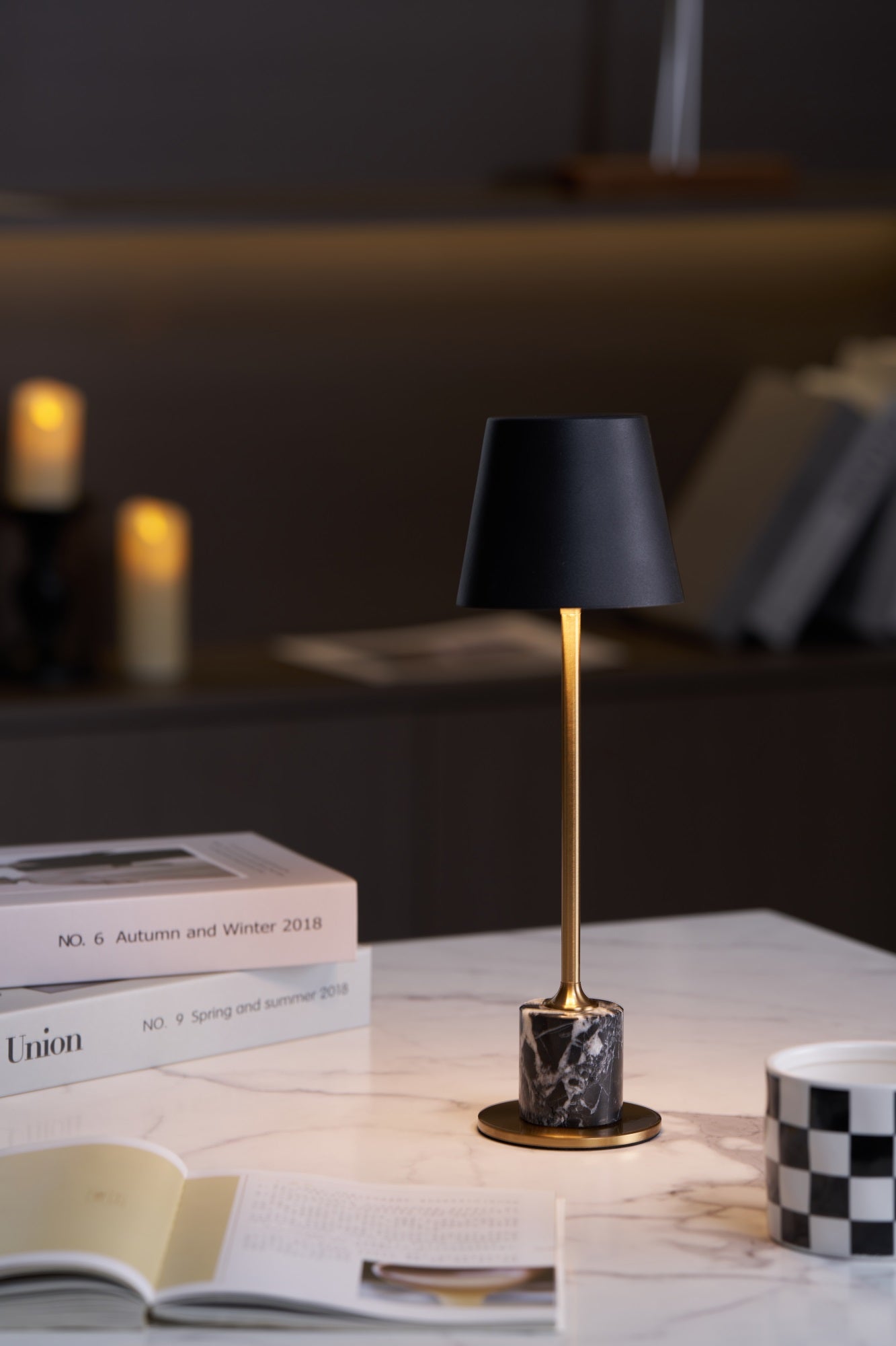 Lirio Mini Table Lamp | Marble Base | Black and Gold