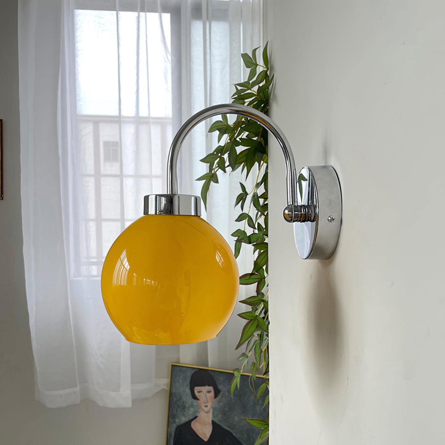 Loa Wall Lamp | Metal & Glass | Silver