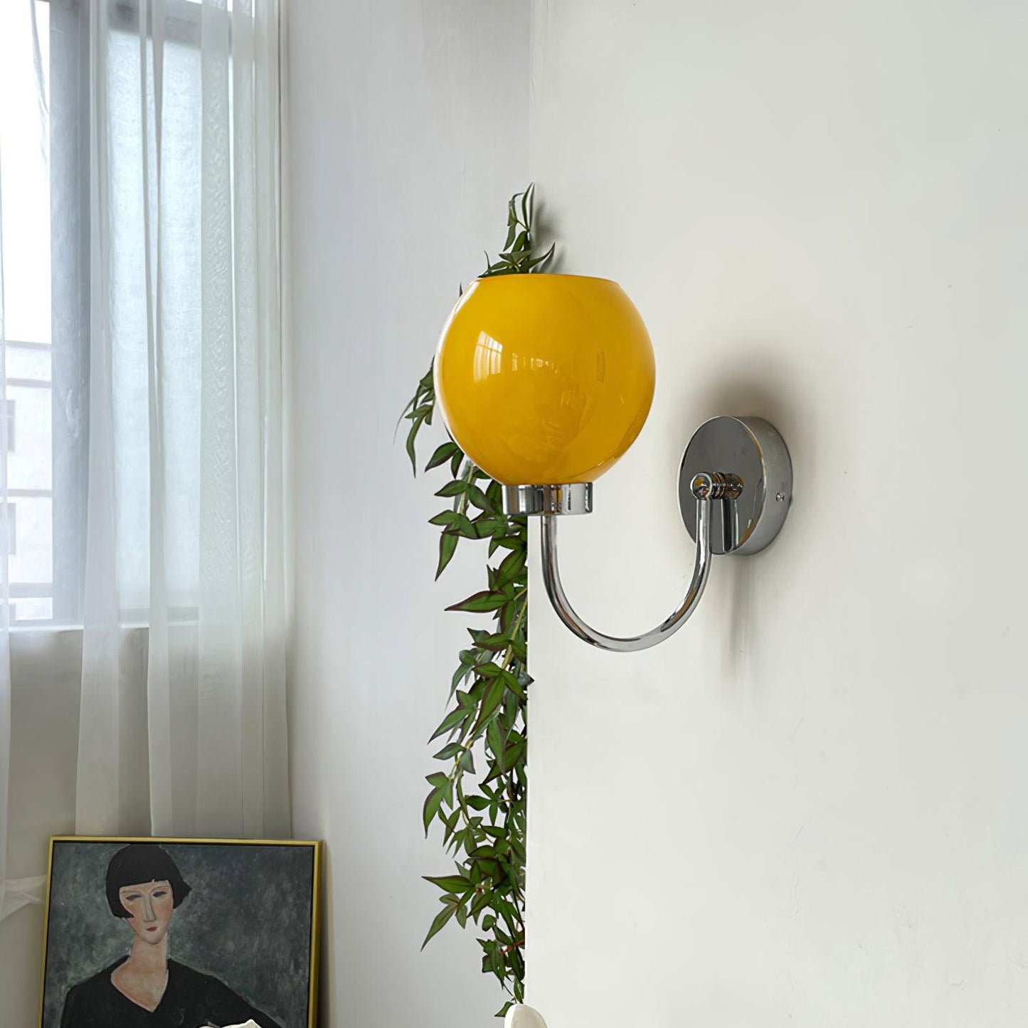 Loa Wall Lamp | Metal & Glass | Silver