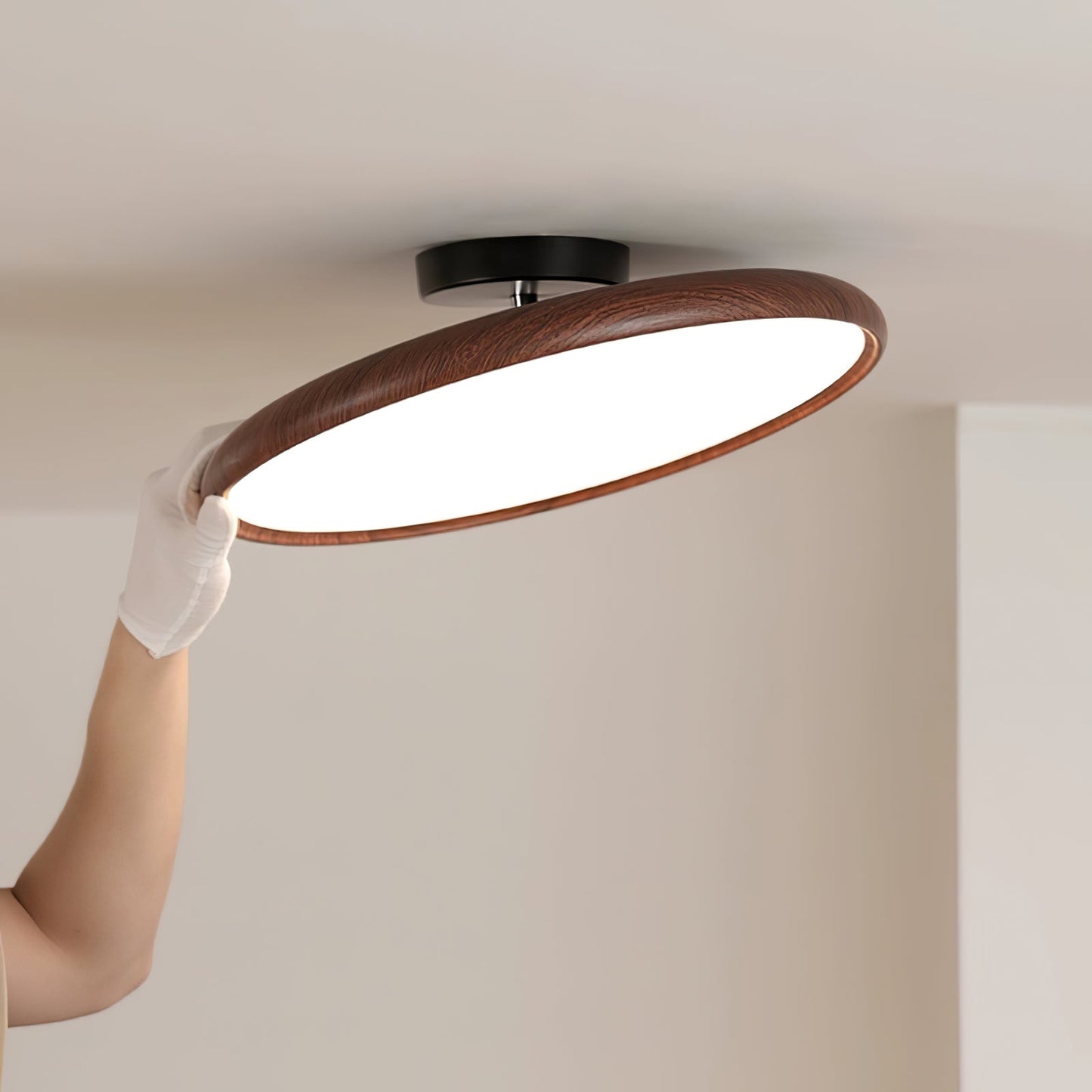 Lola Ceiling Lamp | Wood Grain | Adjustable