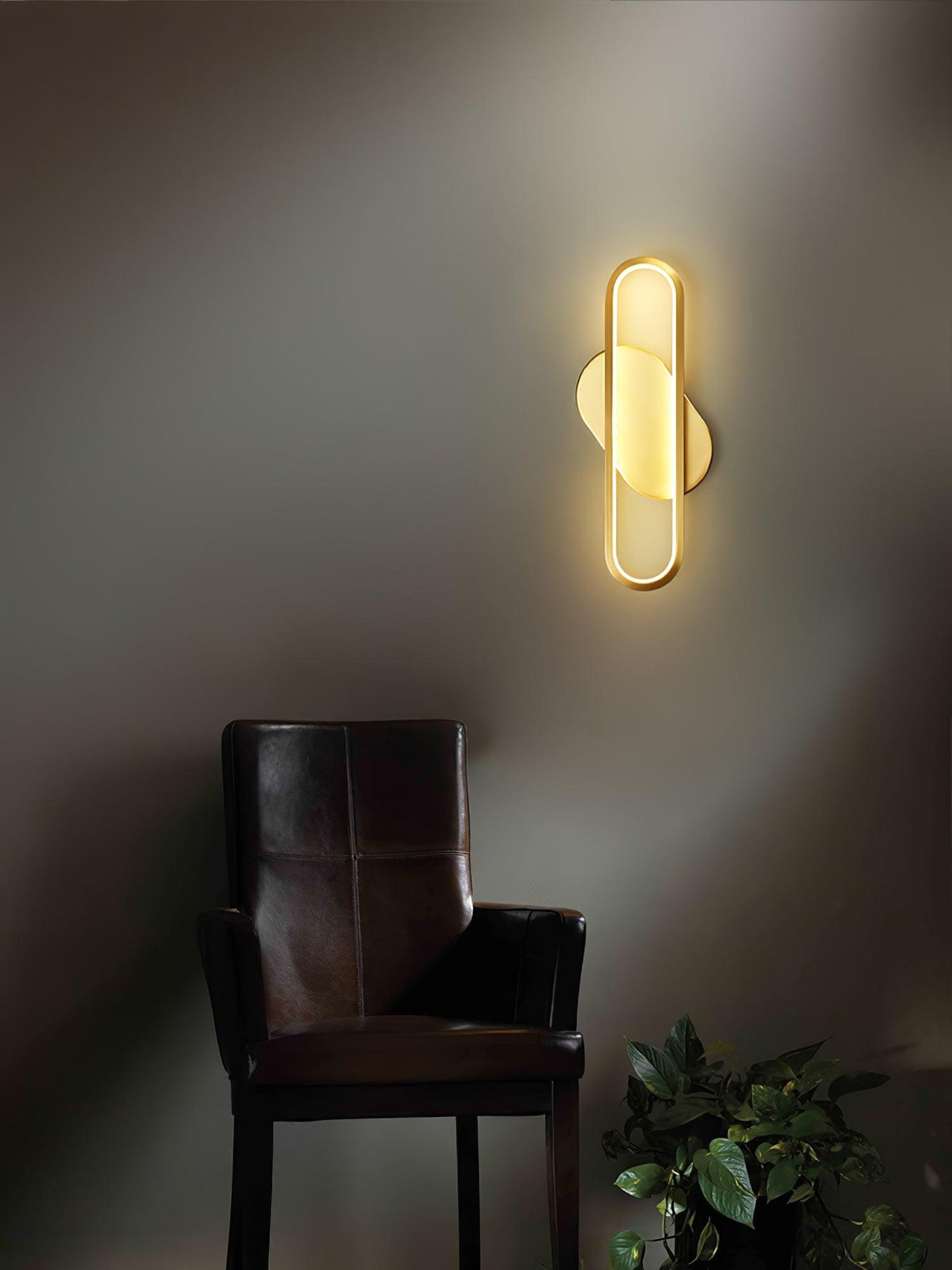 Long Ova Wall Lamp | Brass & Silicone | White