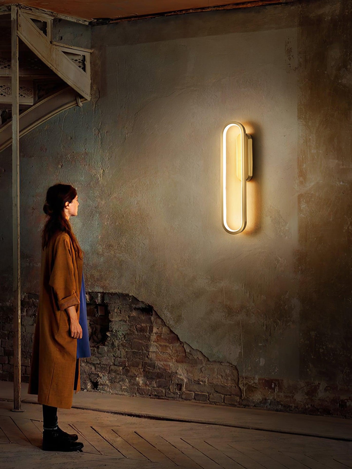 Long Ova Wall Lamp | Brass & Silicone | White