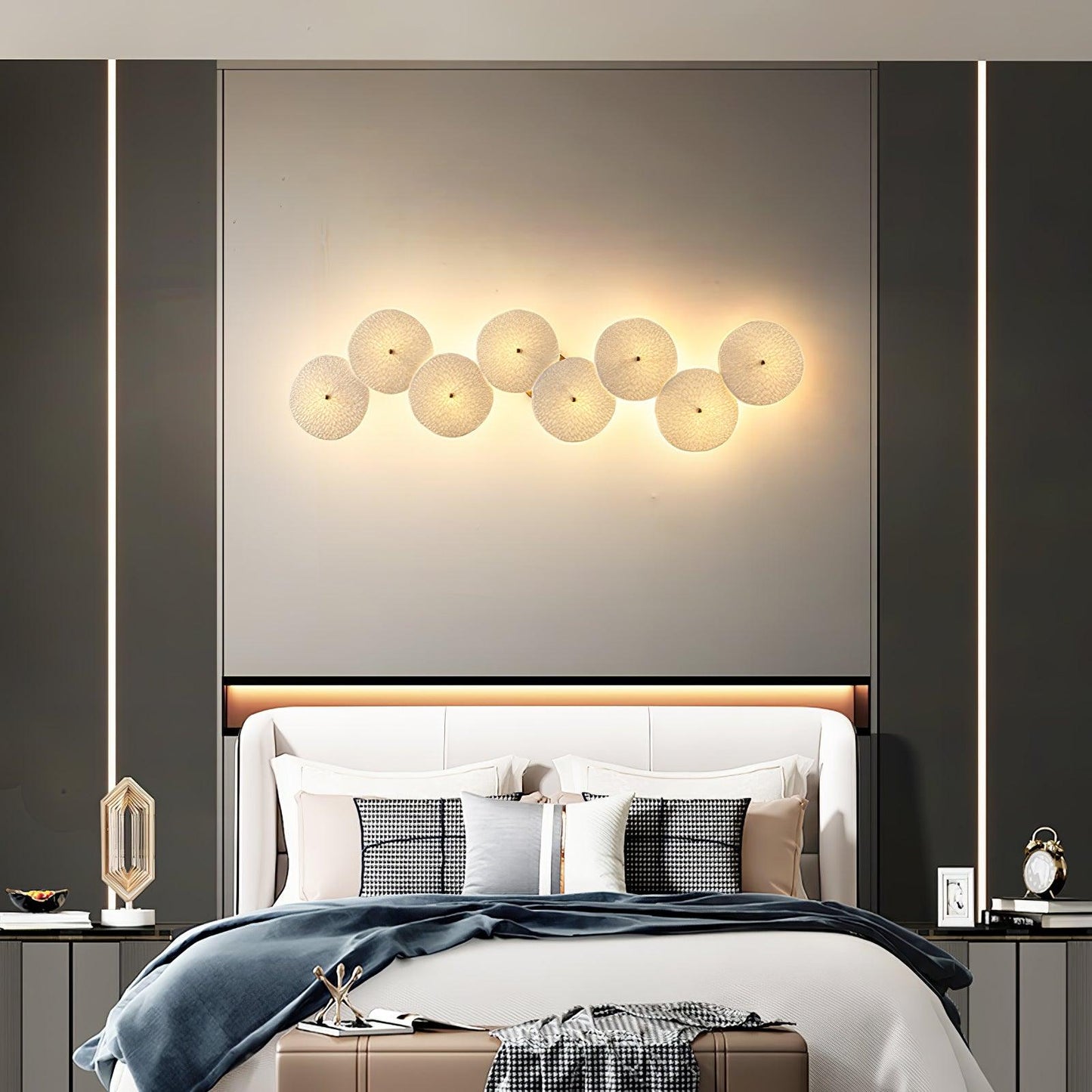Lotus Petal Wall Lamp | Ceramic & Metal | Gold & White