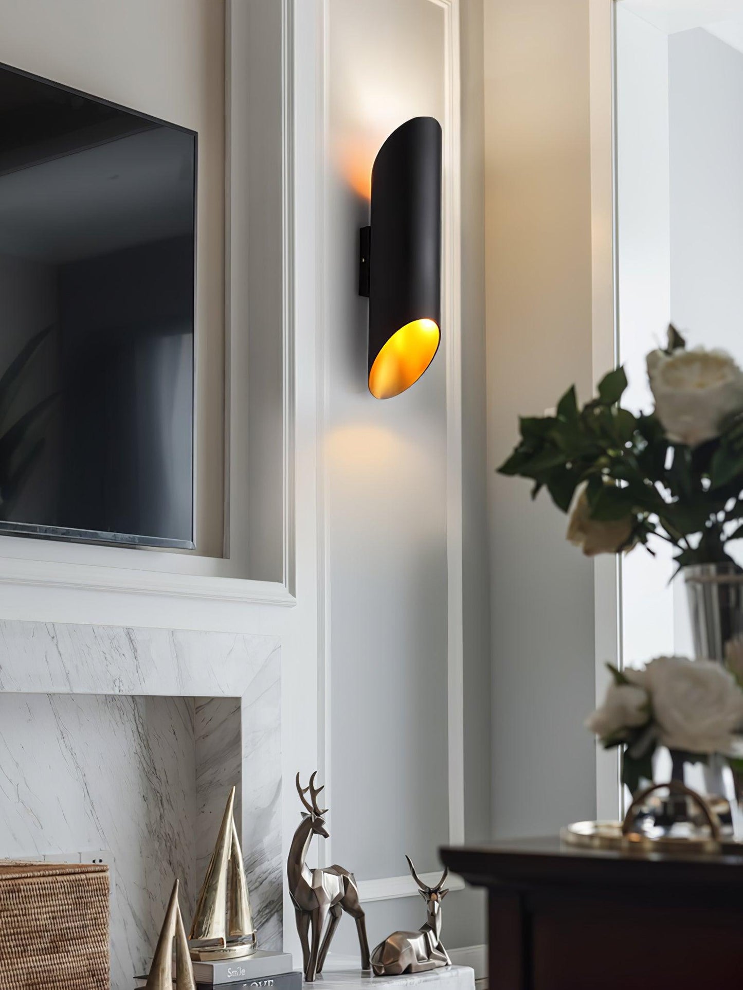 Lucide Quirijn Wall Lamp | Metal & Aluminum | Black & Gold