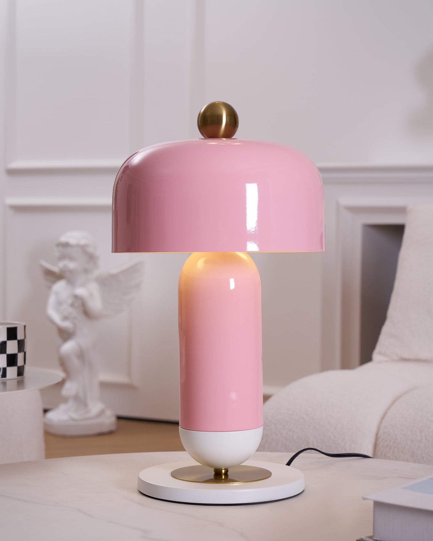 Lulu Table Lamp | Metal | White, Gold, Pink