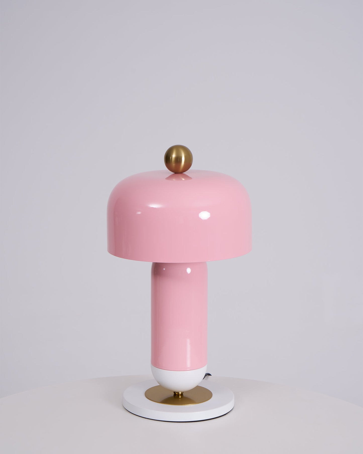 Lulu Table Lamp | Metal | White, Gold, Pink