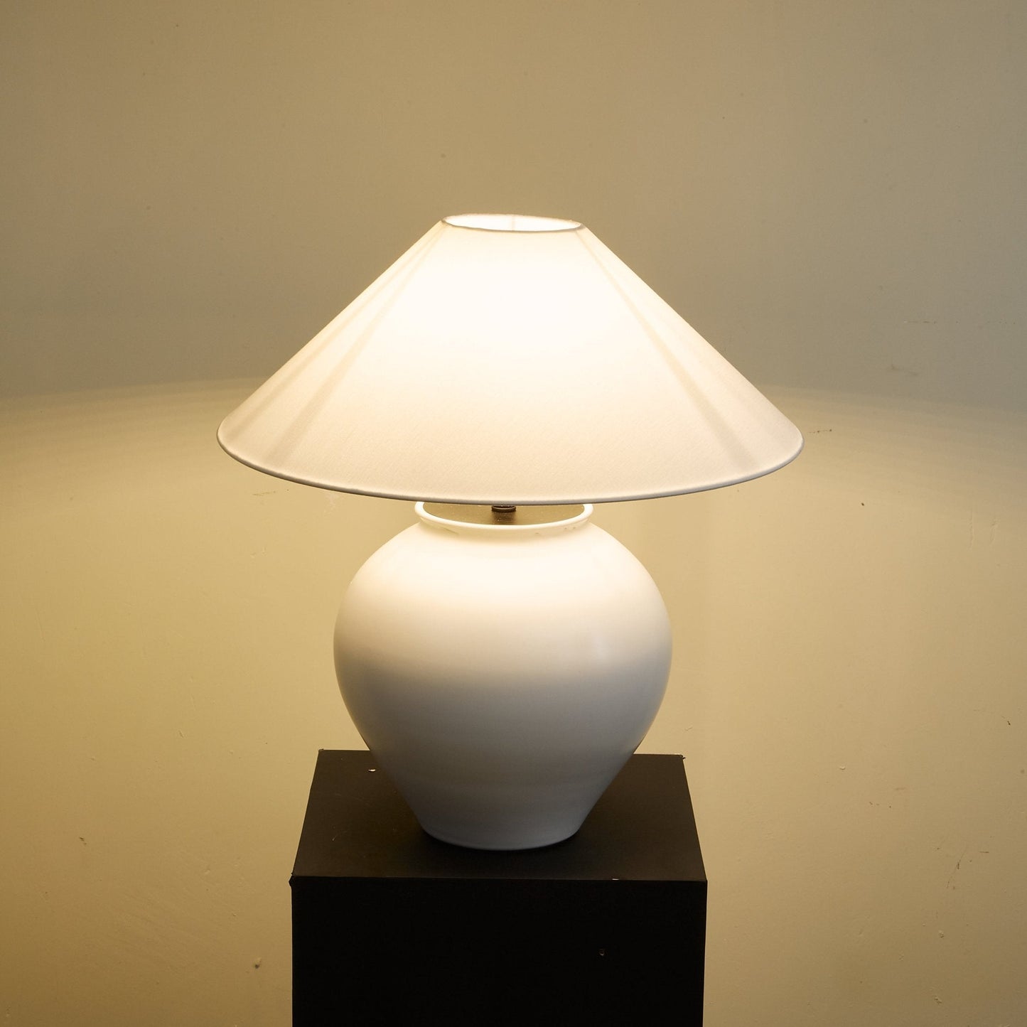 Luma Table Lamp | Ceramic & Fabric | White