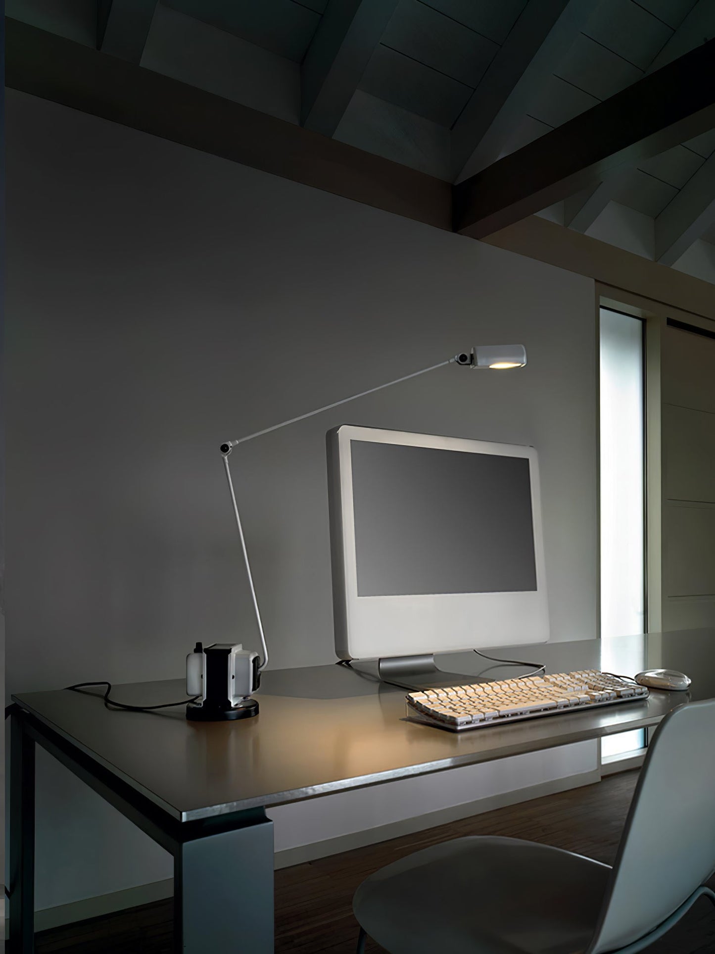 Dynamo Table Lamp | Rotating Diffuser | Dimmable LED